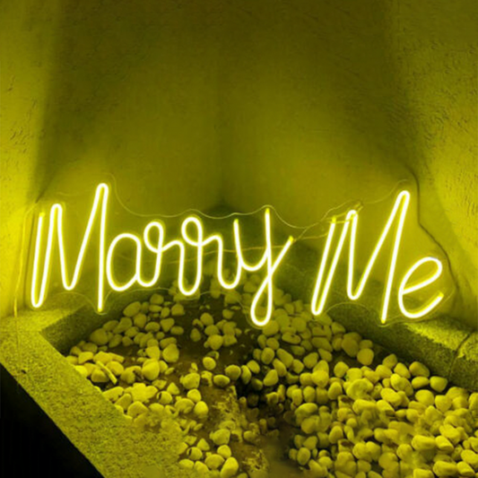 Merry Me Neon Sign - Neonzastudio
