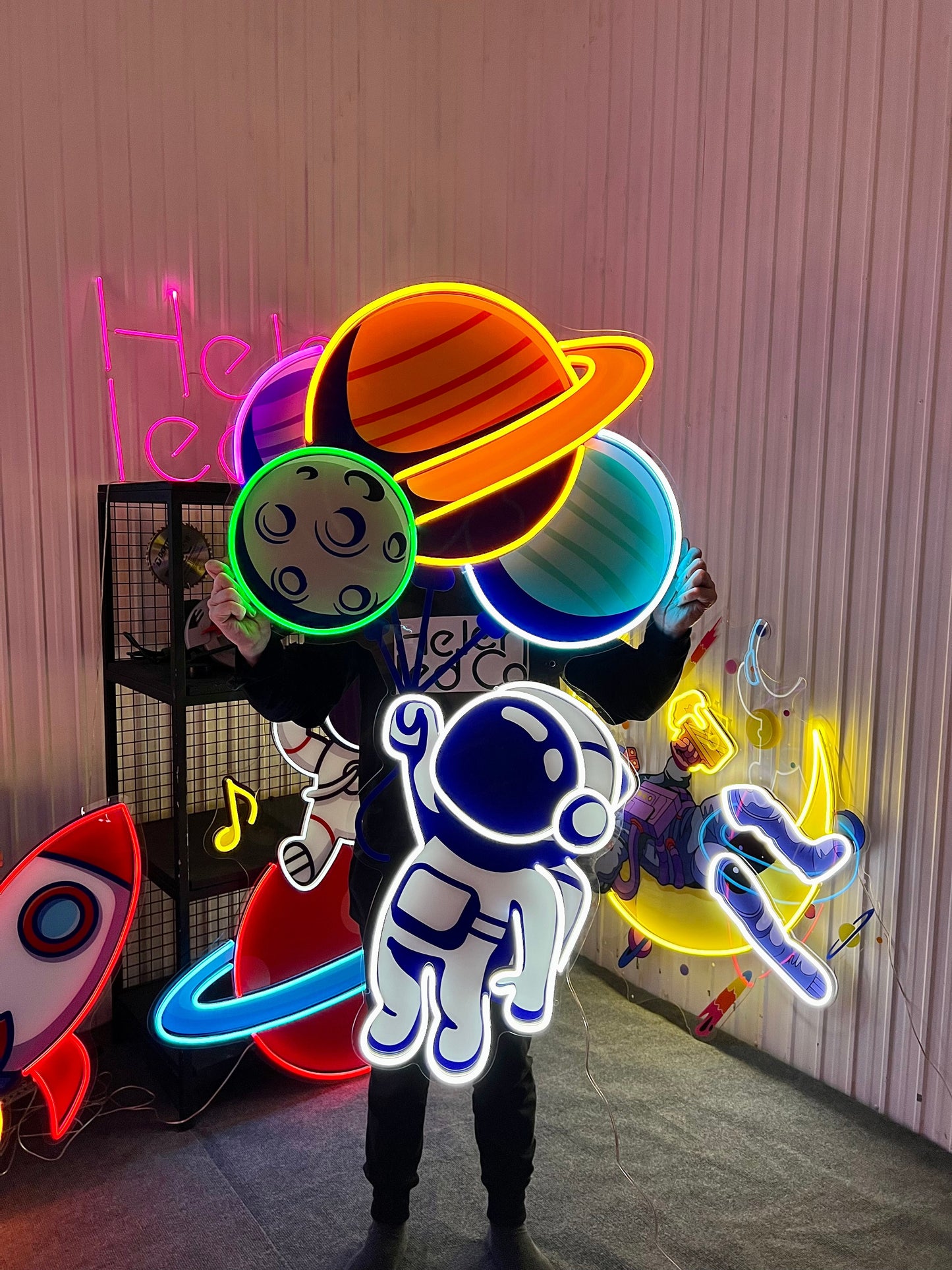 Ballons Astronaut 2 Art work Led Neon Sign Light