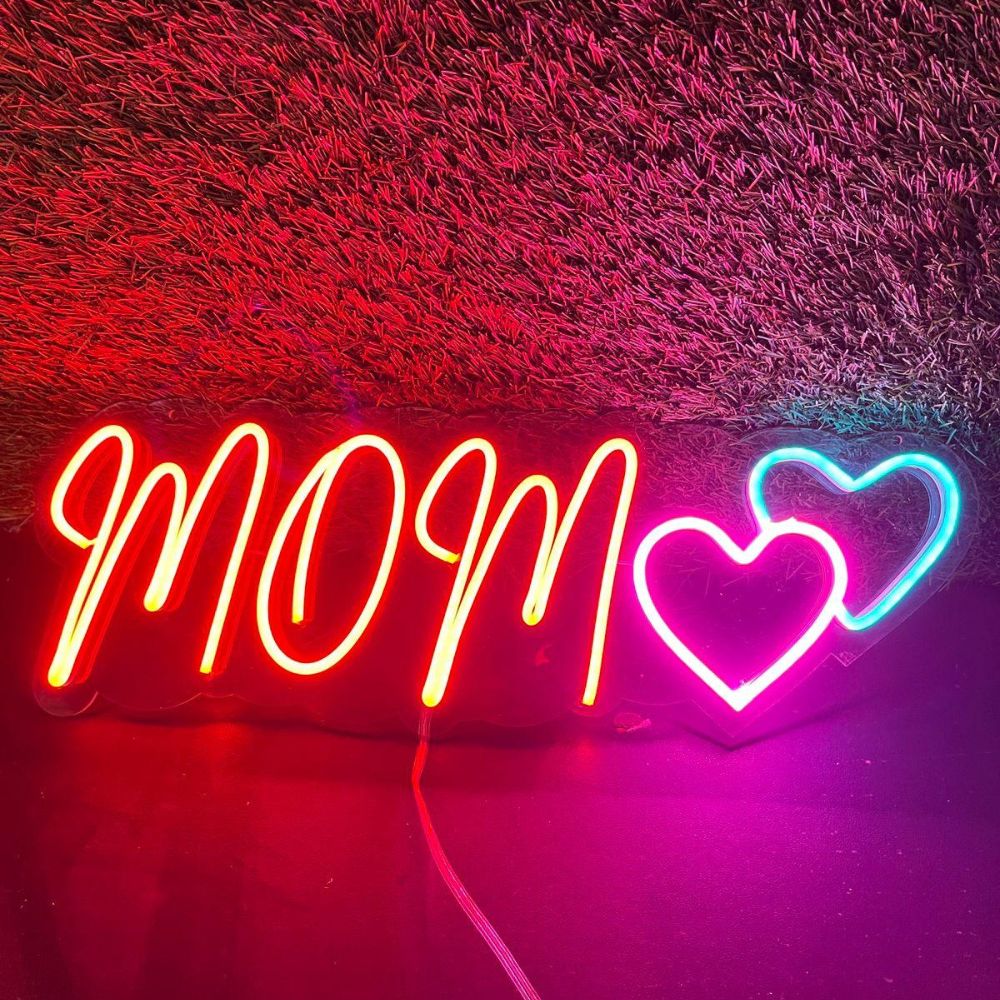 Mom Love Heart Neon Sign - Neonzastudio
