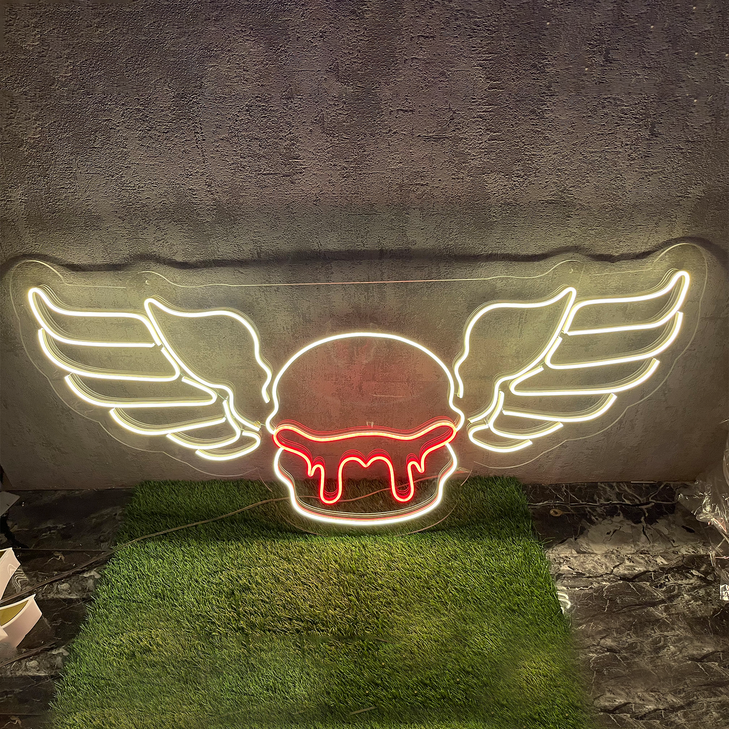 Burger Wings Neon Sign - Neonzastudio